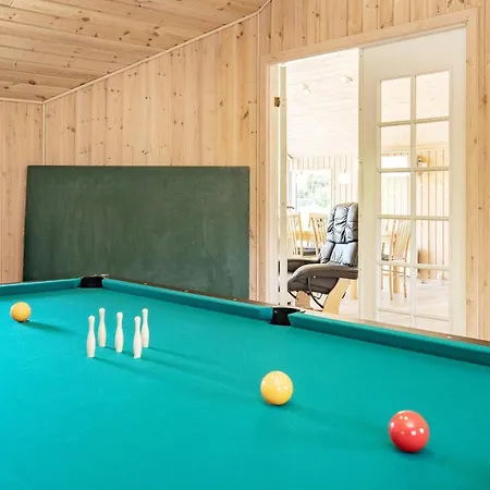 Ferienhaus 12 Person In Rodby-by Traum Kramnitse