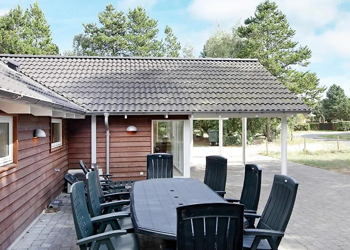 12 Person In Rodby-by Traum Hébergement de vacances Kramnitse
